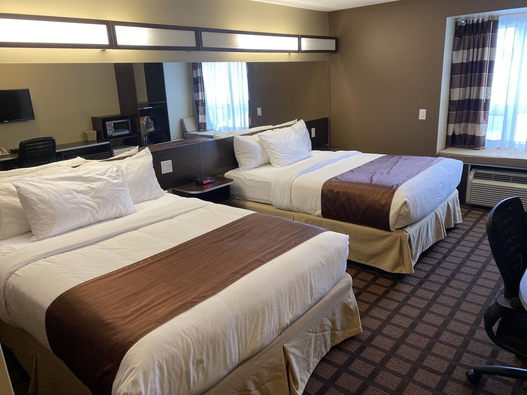 Microtel Inn & Suites By Wyndham - Timmins Bagian luar foto