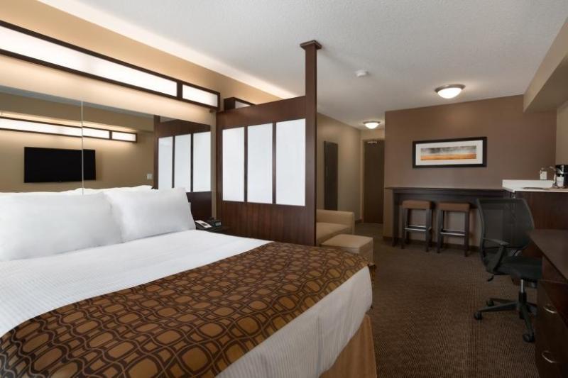 Microtel Inn & Suites By Wyndham - Timmins Bagian luar foto